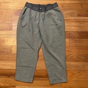 Nike cropped sweatpants
